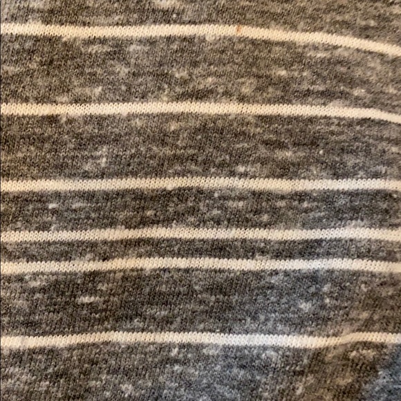 Women’s top - Picture 3 of 3